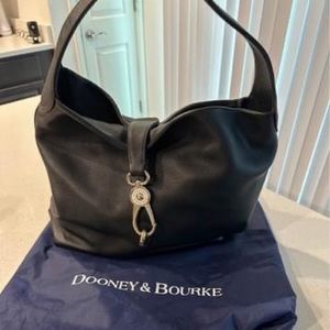 Dooney & Bourke Pebble Grain Logo Lock Sac